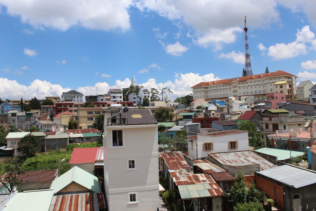 Blue Sky Homestay Da Lat Exterior photo